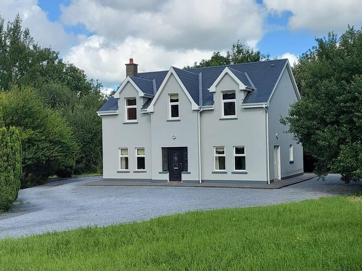 Home In Ennis Exteriör bild