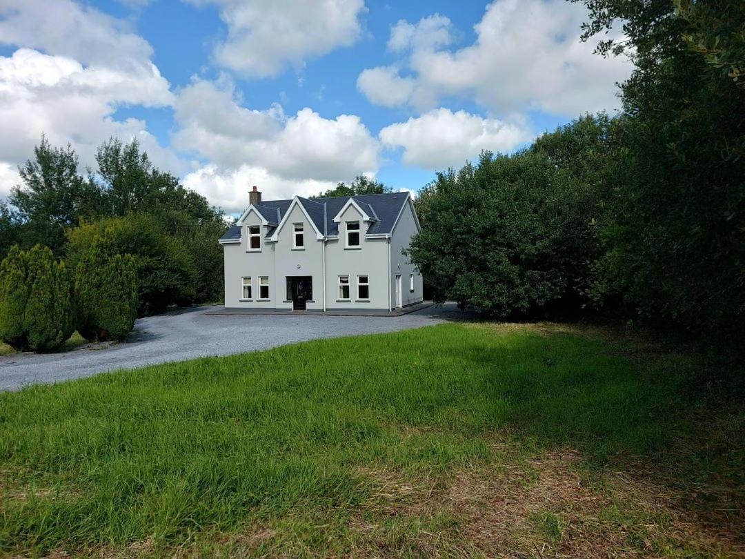 Home In Ennis Exteriör bild